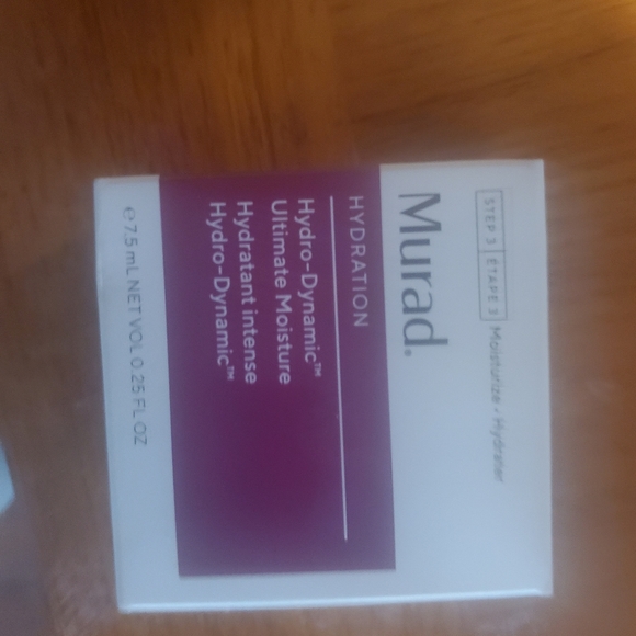 Makeup bundle - Picture 4 of 7